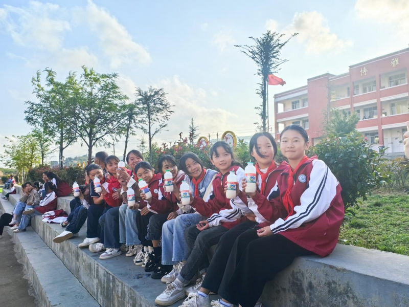 真情傳遞溫暖，愛心點亮希望|李子園“抗旱保教”捐贈活動圓滿完成